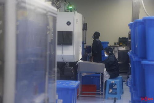 成都啟動醫療器械安全宣傳周，深入企業實驗室嚴把通信設備安全關